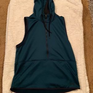 Under Armour pullover vest